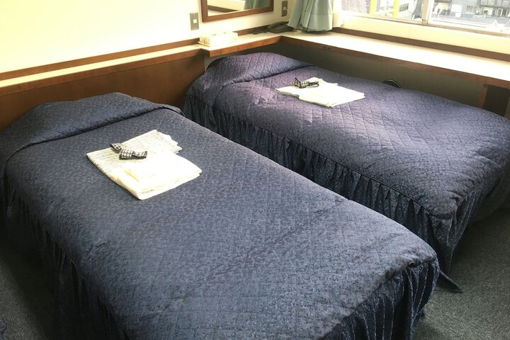 Room 18 of 53
