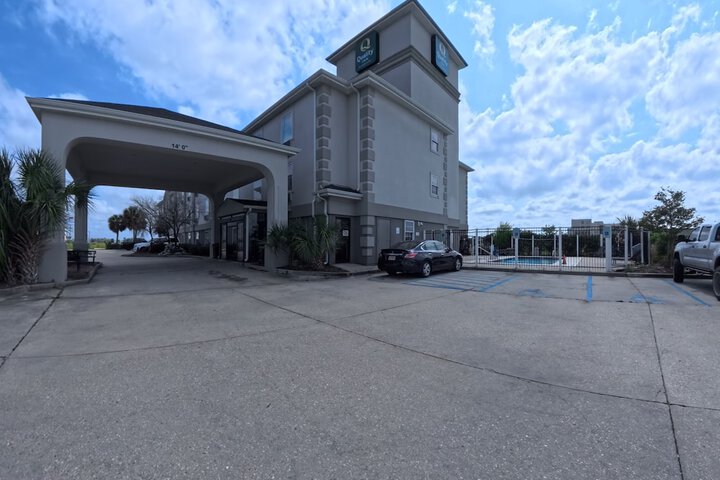 Hotel 93 of 94