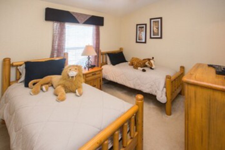 Room 53 of 62