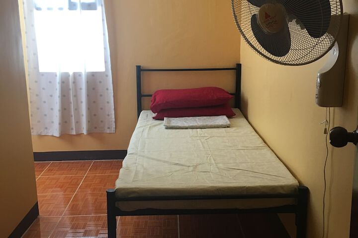 Room 7 of 50