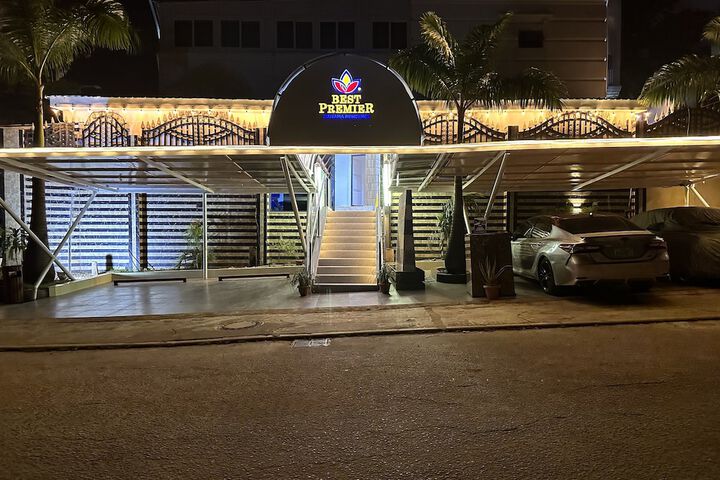 Hotel 102 of 114