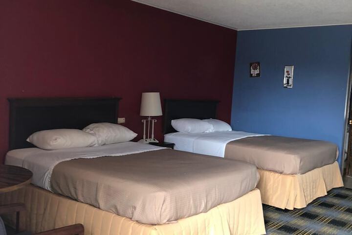 Room 7 of 11