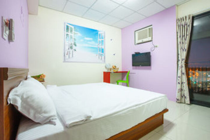 Room 80 of 89