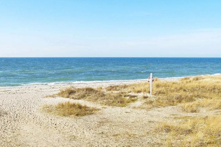 Beach 9 of 18