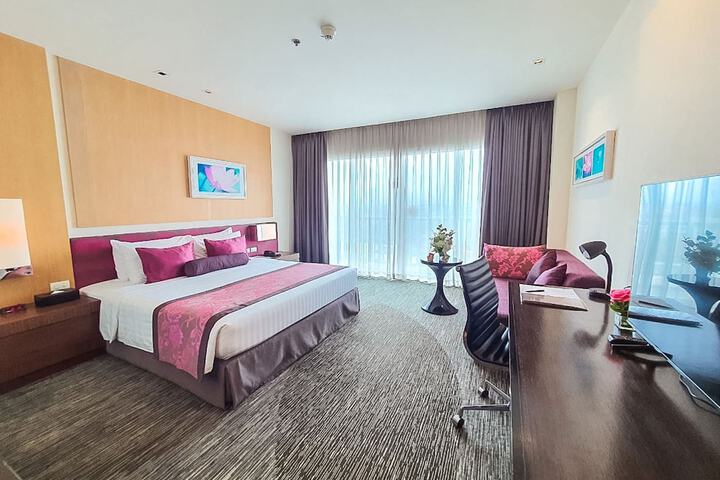 Room 7 of 62