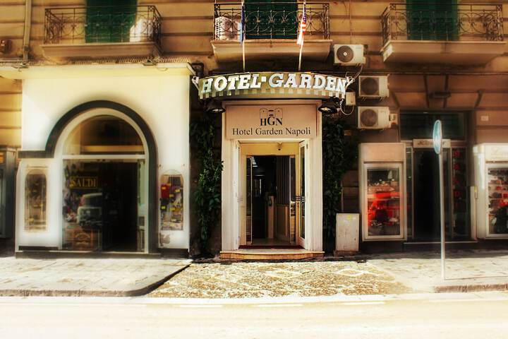 Hotel 73 of 79