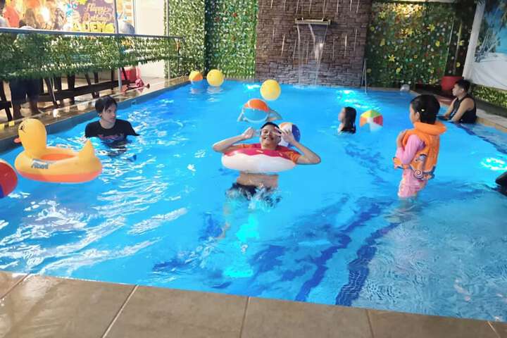 Pool 8 of 14