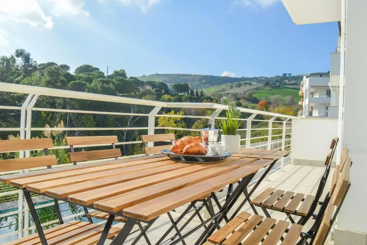 Terrace/Patio 7 of 16