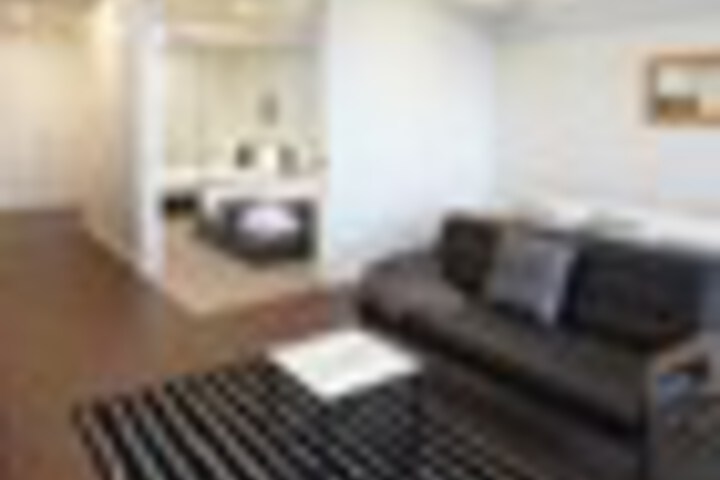 Room 53 of 87