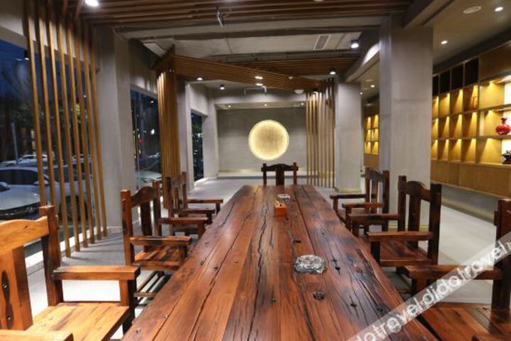 Hotel Interior 18 of 42