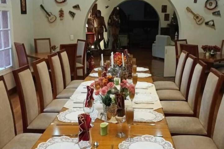 Dining 38 of 59