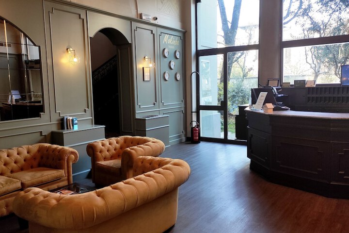Guest Lobby