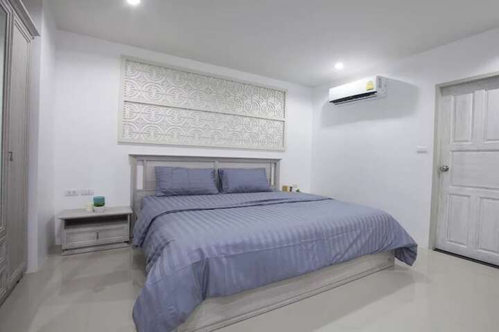 Room 20 of 59