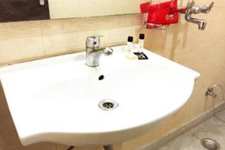 Room 4 of 22