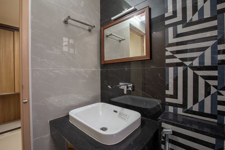 Room 42 of 50