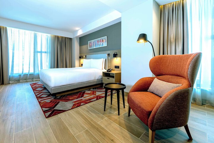 Room 10 of 45