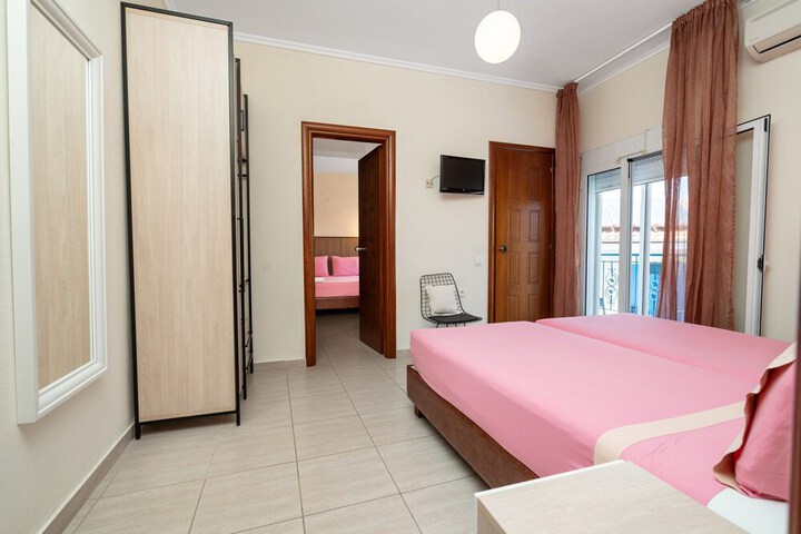 Room 22 of 61