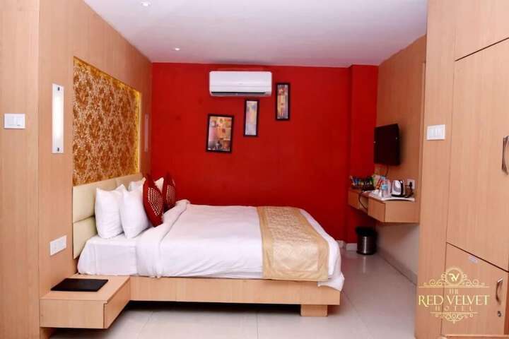 Room 20 of 53