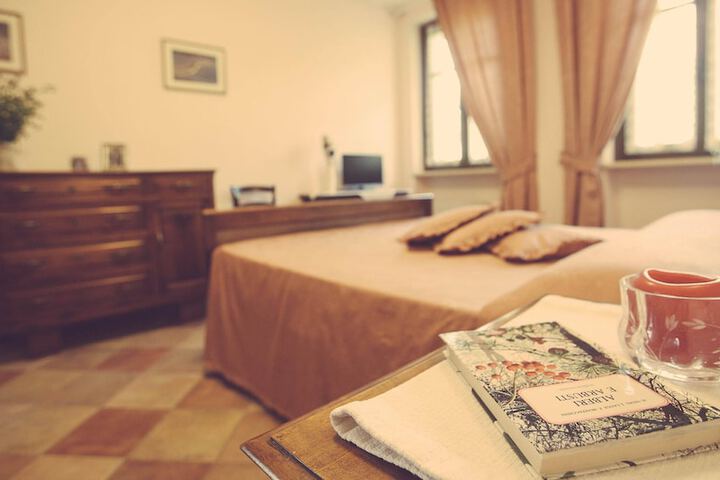 Room 15 of 61