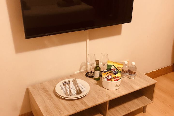 Room 36 of 86