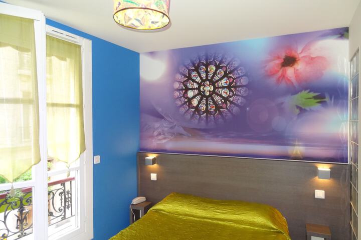 Room 4 of 47