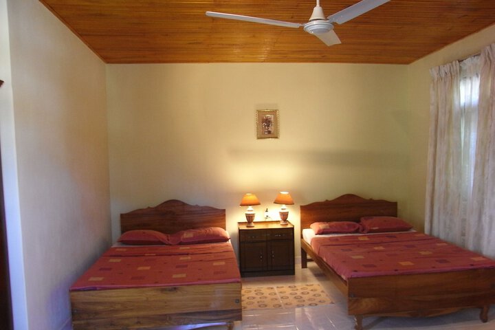 Room 30 of 65