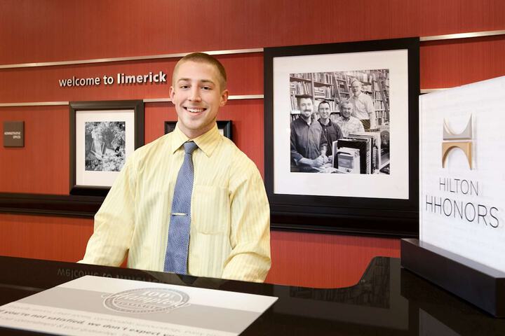 Hotel Interior 6 of 75