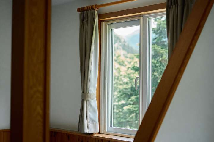 Room 25 of 92