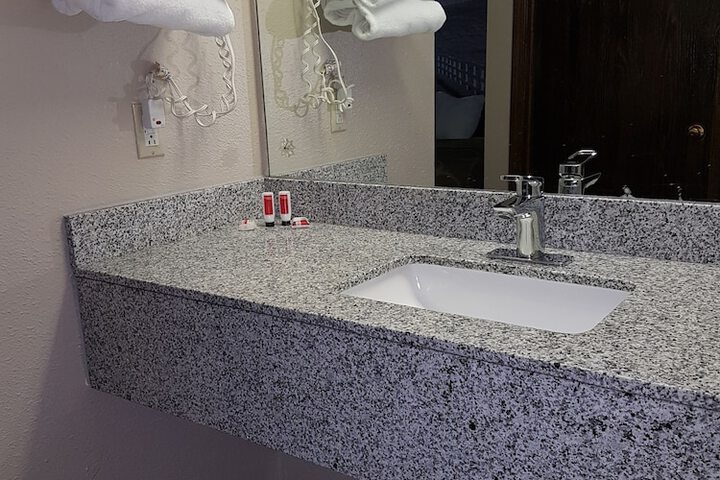 Bathroom sink