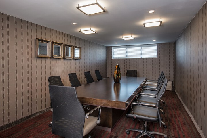 Meeting facility