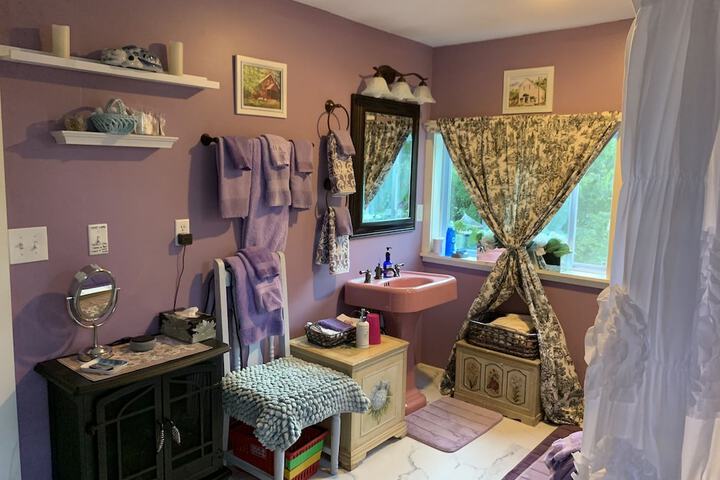 Room 44 of 101