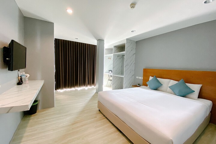 Room 20 of 54