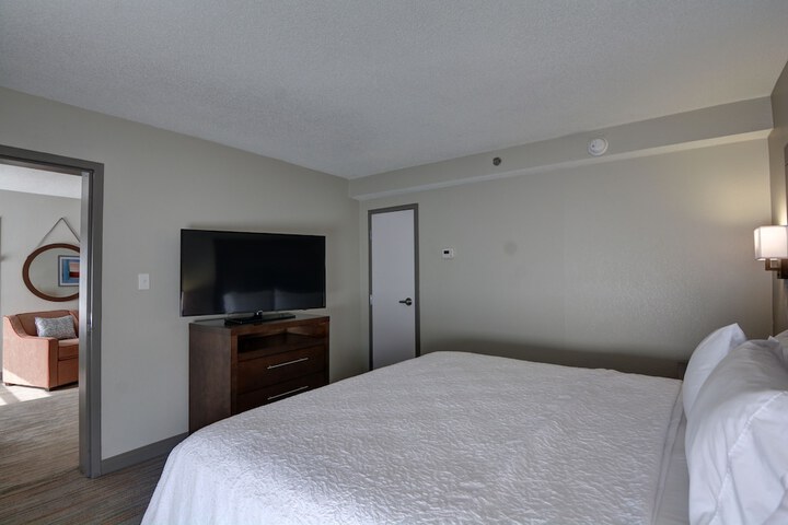 Room 19 of 60