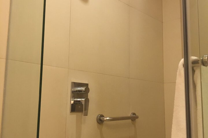 Room 14 of 23