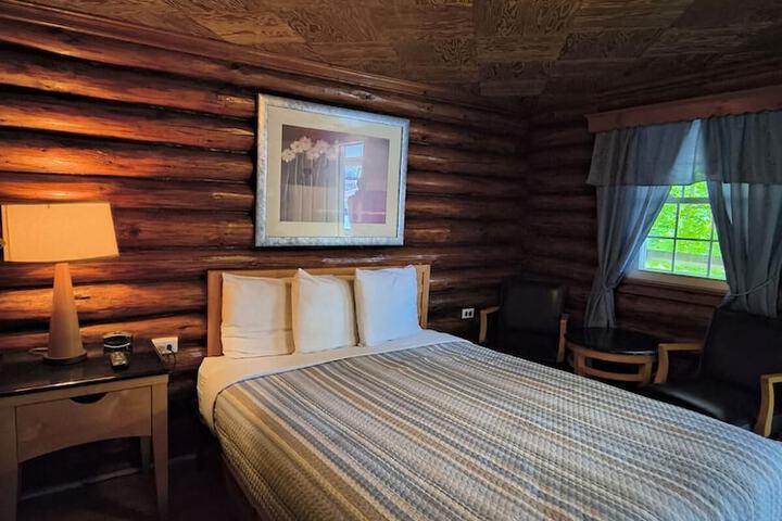 Room 156 of 345