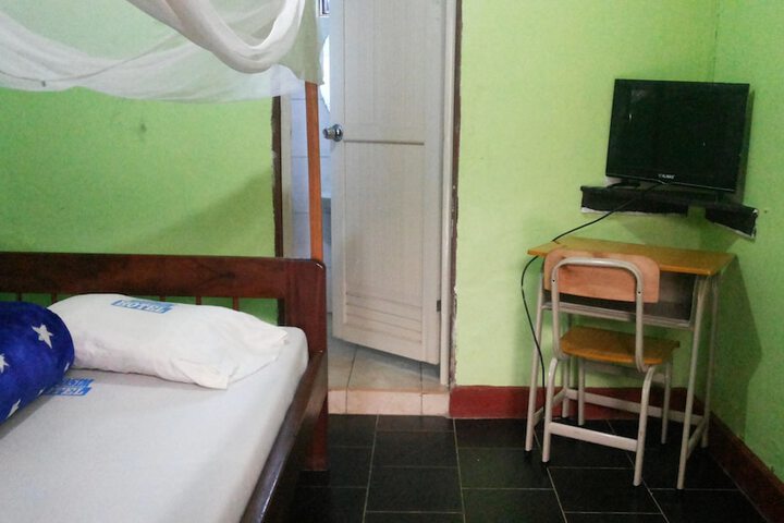 Room 9 of 52