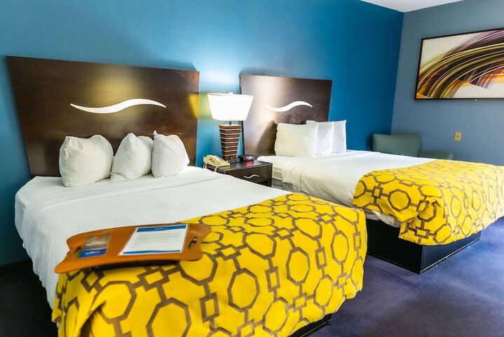 2 Queen Beds (11 of 35)