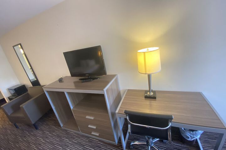 Room 5 of 26