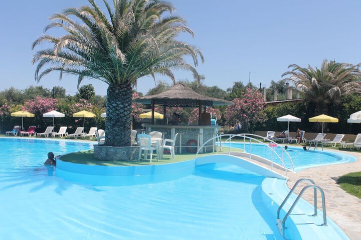 Pool 20 of 50