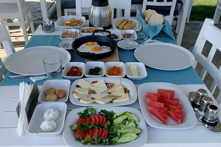 Breakfast/Coffee Service 41 of 46