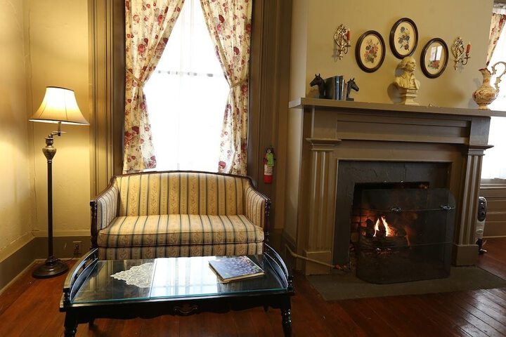 Room 16 of 57