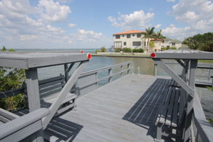 Property Grounds 44 of 172