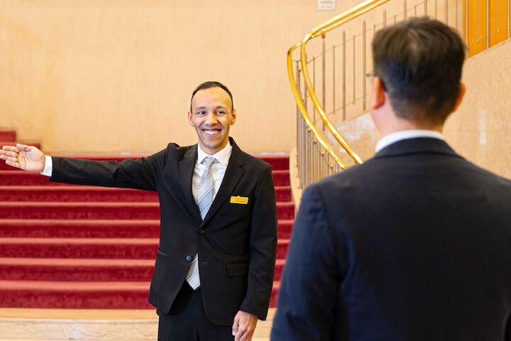 Concierge desk