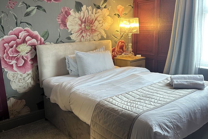 Room 92 of 171
