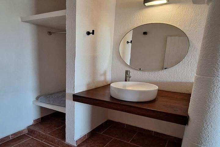 Room 42 of 55