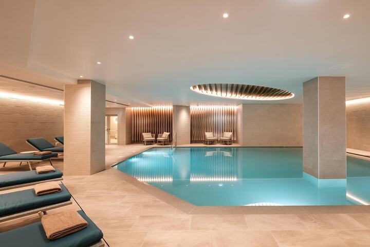 Pool 40 of 67