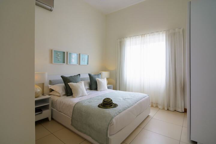 Room 8 of 37