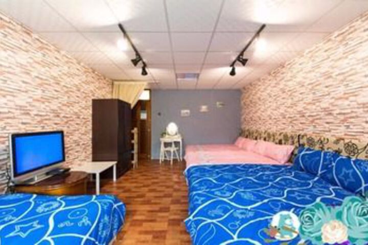 Room 66 of 118