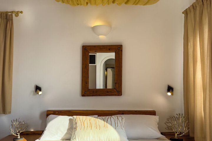 Room 38 of 168