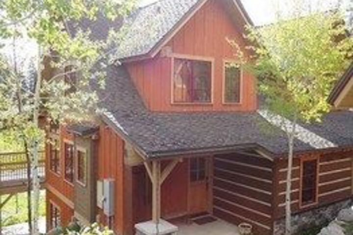 Image of Golden Bar Townhome 25 2 Br Home by RedAwning